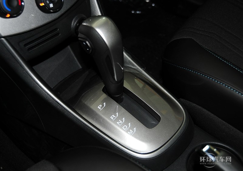 2014款 1.4T 自動兩驅(qū)豪華型