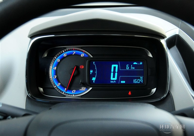 2014款 1.4T 手動(dòng)兩驅(qū)舒適型