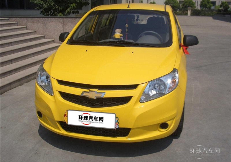 2013款 兩廂 1.2L 手動(dòng)理想版