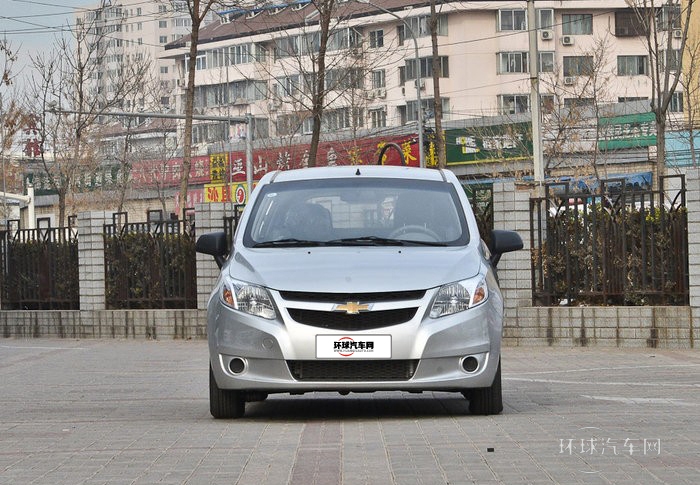 2013款 兩廂 1.2L 手動(dòng)溫馨版