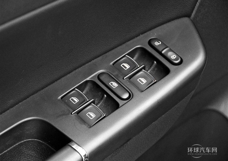 2014款 1.4TSI 手動(dòng)Sportline