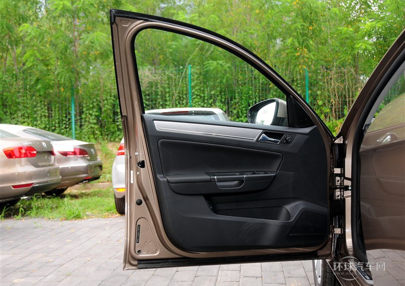 2014款 1.4TSI 自動(dòng)豪華型