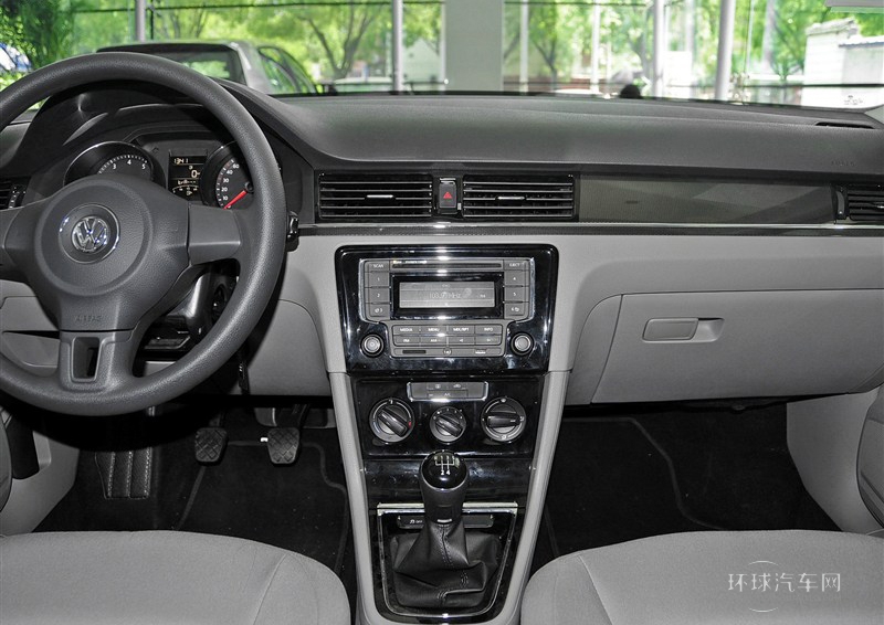 2014款 1.6L 手動時尚型