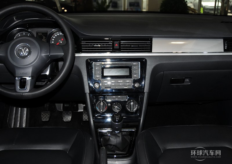 2014款 1.6L 手動(dòng)舒適型