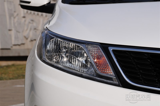 2012款 兩廂 1.6L AT Premium紀(jì)念版