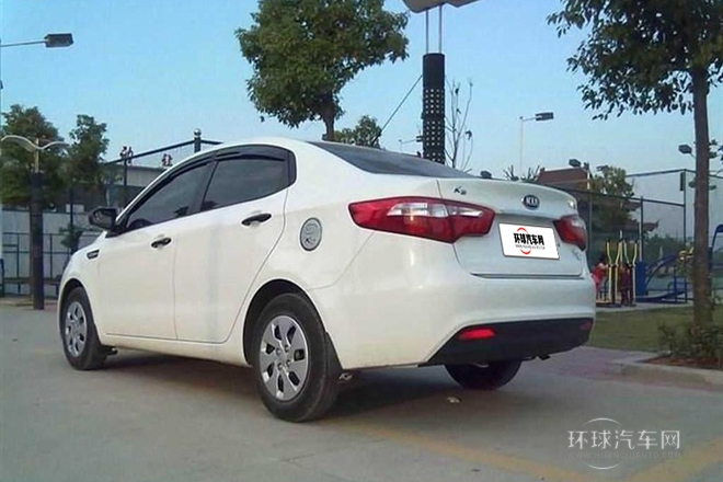 2012款 兩廂 1.4L MT GLS紀(jì)念版