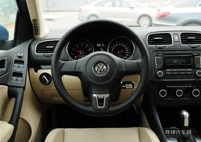2012款 1.6 自動(dòng)舒適型