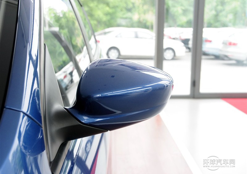 2013款 1.4L 手動(dòng)時(shí)尚型