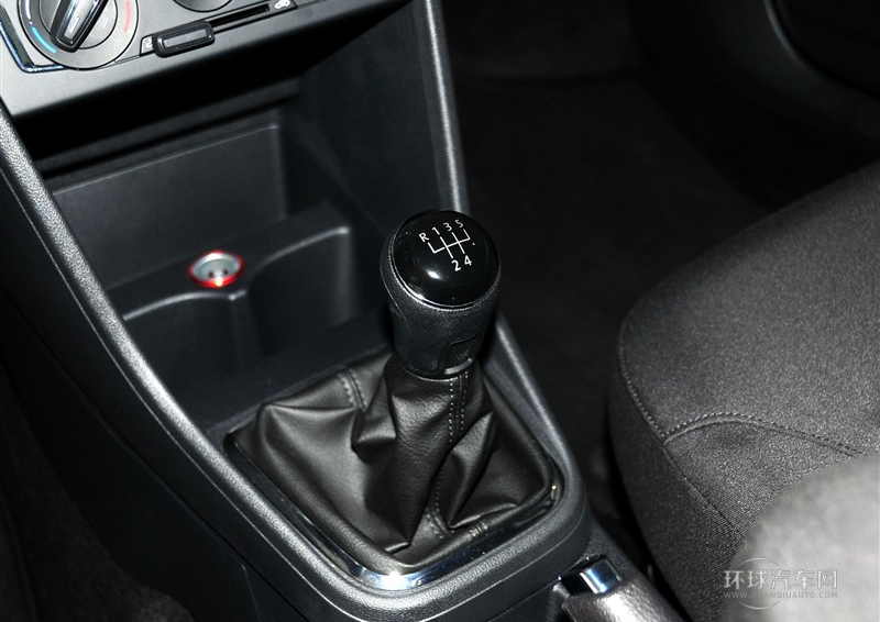 2013款 1.4L 手動(dòng)舒適型