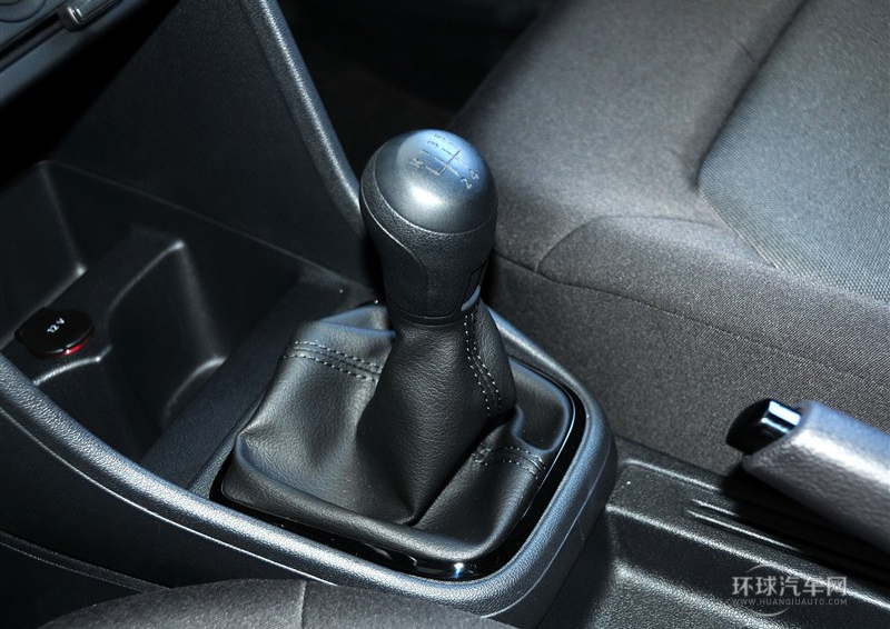 2013款 1.6L 手動(dòng)時(shí)尚型