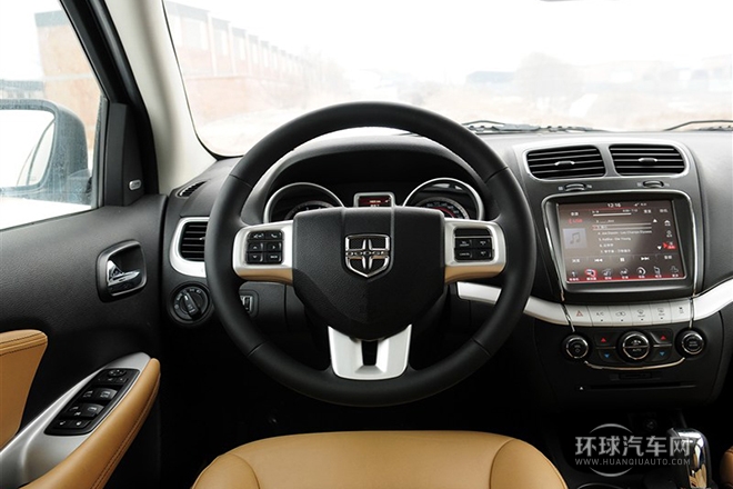 2013款 2.4L 兩驅(qū)尊尚版
