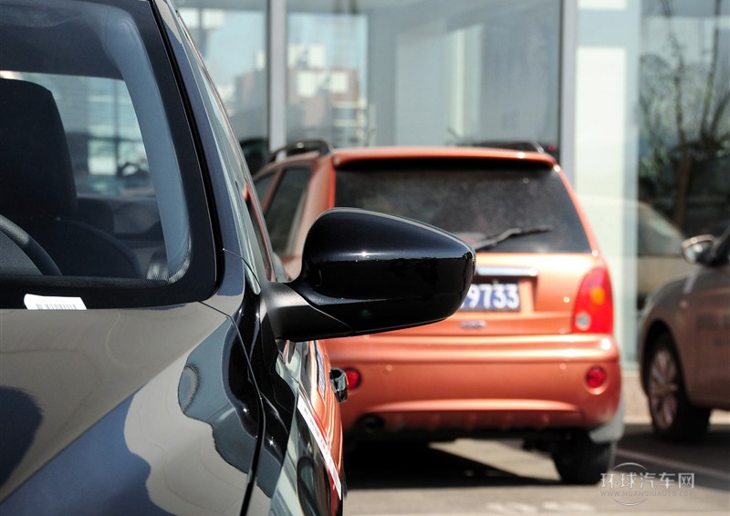 2013款 1.6L 自動(dòng)時(shí)尚型