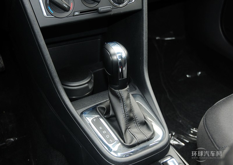 2013款 1.6L 自動(dòng)舒適型
