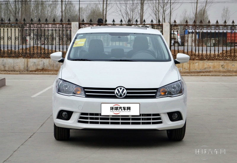 2013款 1.6L 自動(dòng)舒適型