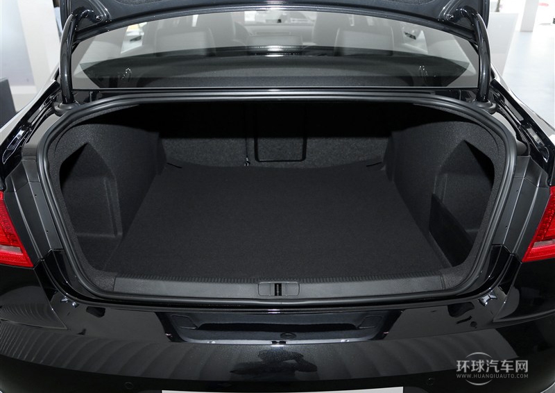2013款 1.8TSI 領(lǐng)先型
