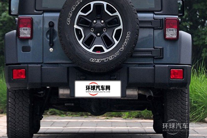 2013款 3.6L 四門十周年紀(jì)念版