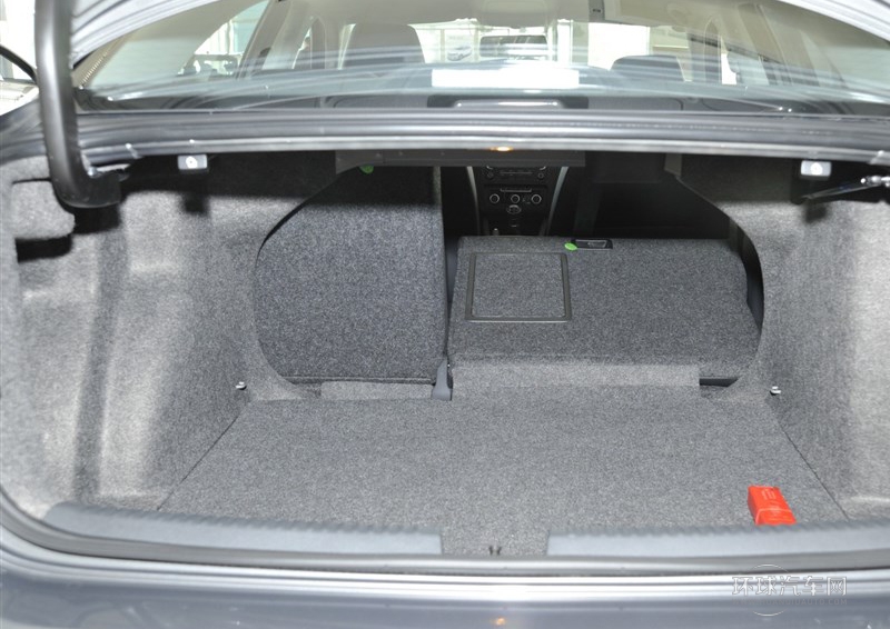 2014款 1.6L 手動(dòng)時(shí)尚型