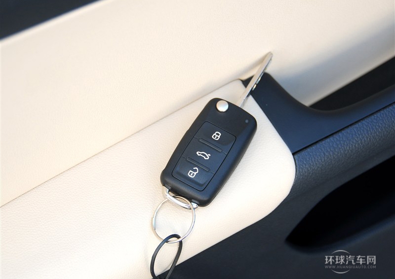 2014款 1.6L 手動(dòng)舒適型