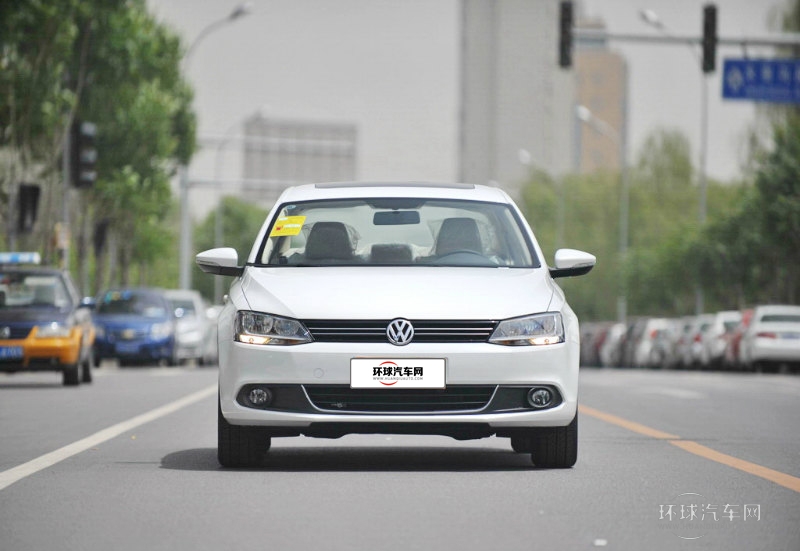 2014款 1.6L 手動(dòng)舒適型