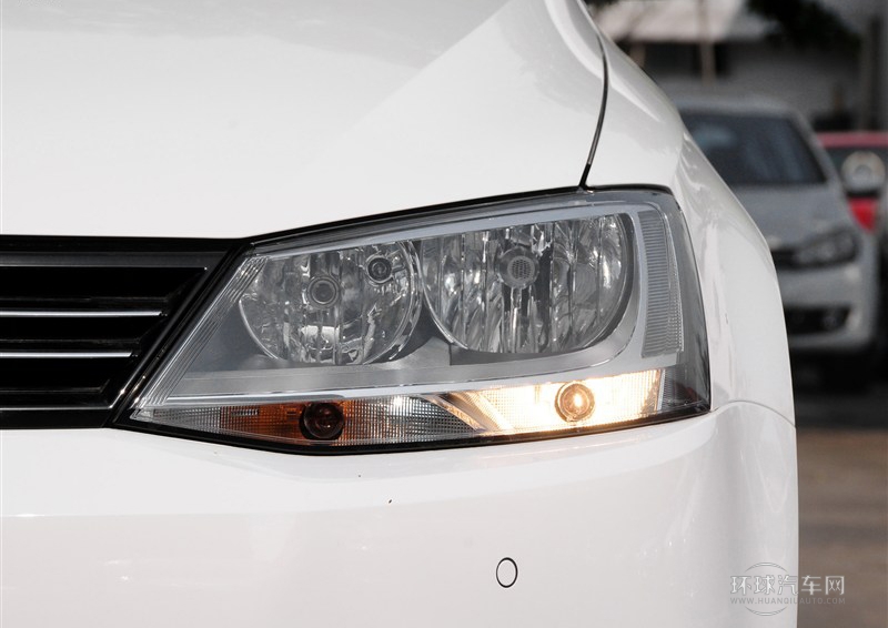 2014款 1.8TSI 自動(dòng)旗艦版