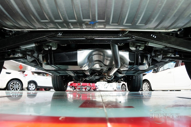 2013款 2.0L 手動(dòng)兩驅(qū)版GLS