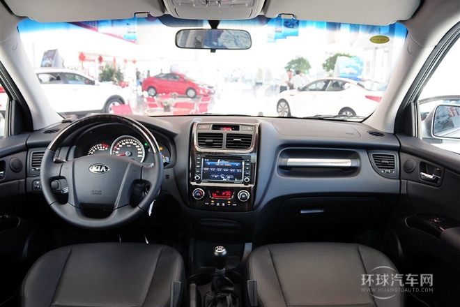 2013款 2.0L 手動(dòng)兩驅(qū)版GLS