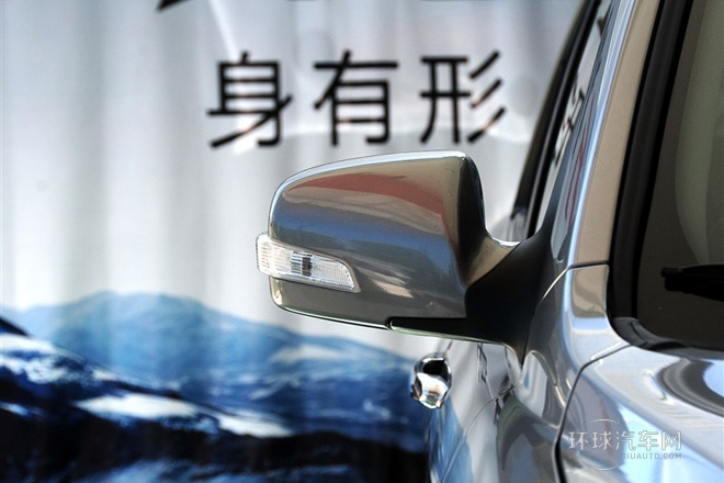 2013款 2.0L 手動(dòng)兩驅(qū)版GLS