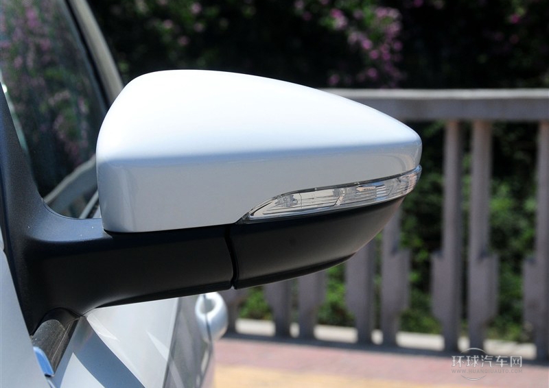 2014款 改款 1.6L 手動(dòng)舒適型