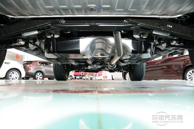 2013款 2.0L 自動兩驅(qū)版GLS