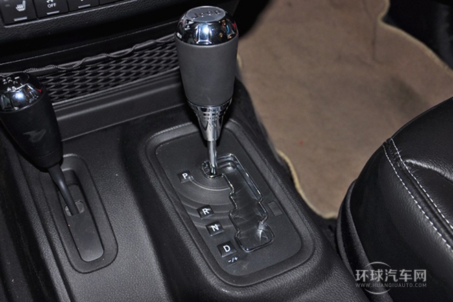 2013款 3.6L 四門(mén)版 Rubicon