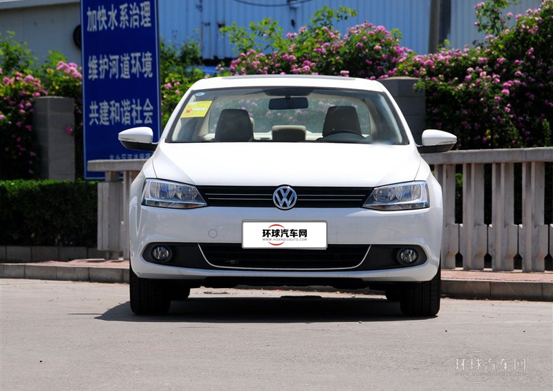 2014款 改款 1.6L 自動(dòng)舒適型