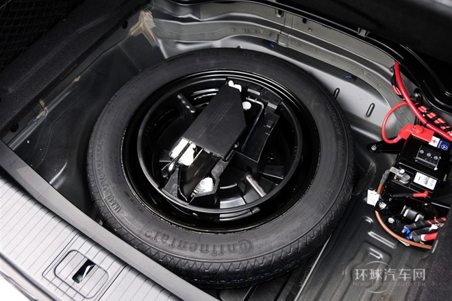 2015款E260L運(yùn)動時尚版