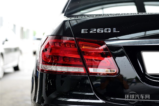 2015款E260L運(yùn)動(dòng)豪華版
