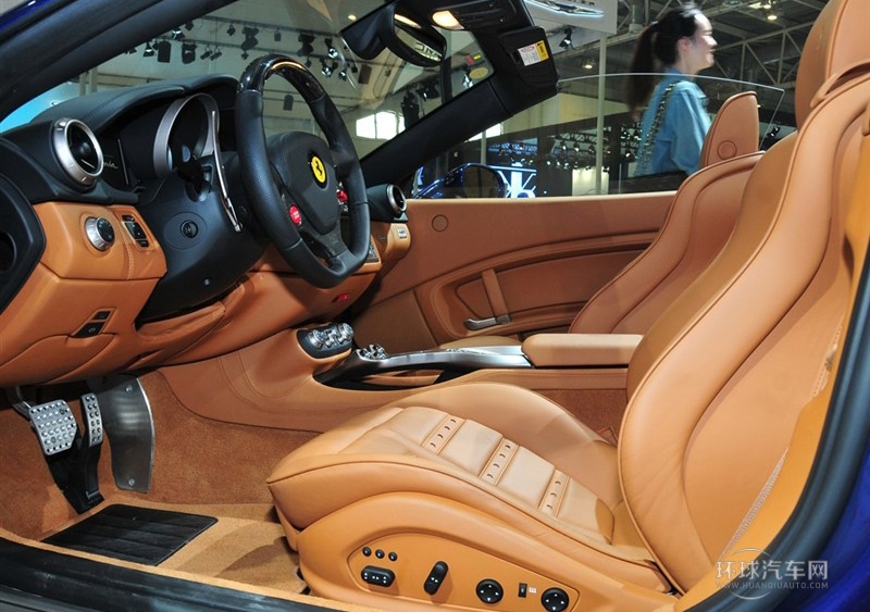 2012款 4.3L 標(biāo)準(zhǔn)型