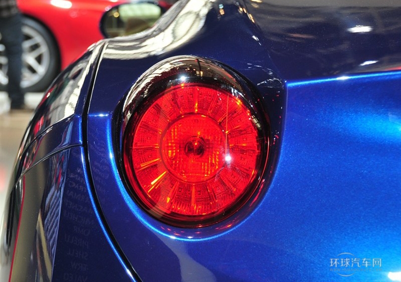 2012款 4.3L 標(biāo)準(zhǔn)型