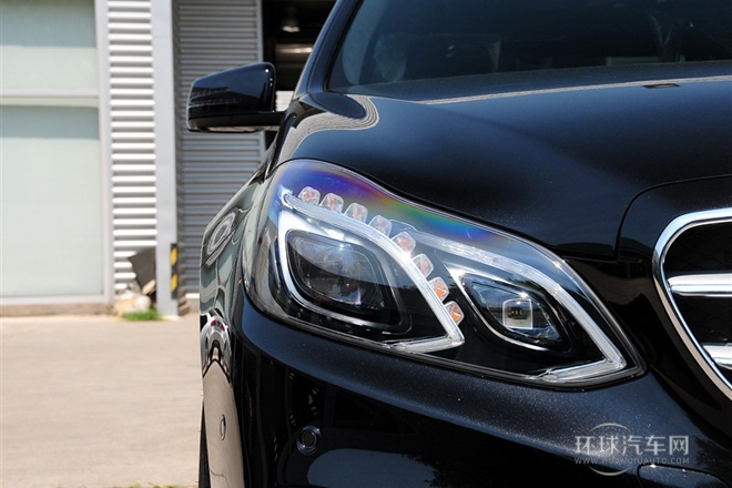 2015款E400L運(yùn)動(dòng)豪華版4MATIC