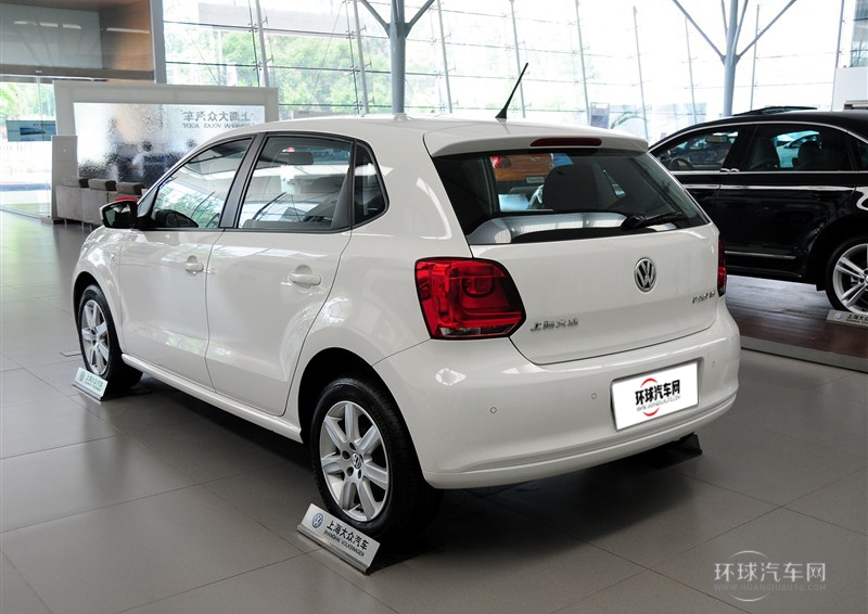 2013款 1.6L 手動(dòng)舒適版