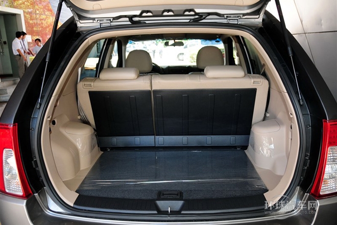 2013款 2.0L 自動(dòng)兩驅(qū)版DLX