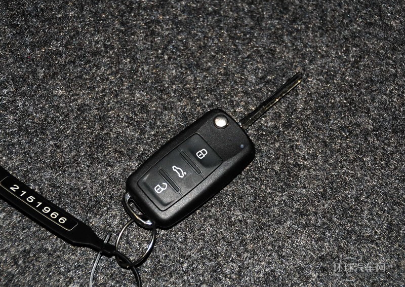 2013款 1.4TSI 手動(dòng)豪華型