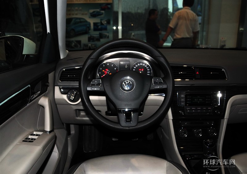 2013款 1.4TSI 手動(dòng)豪華型