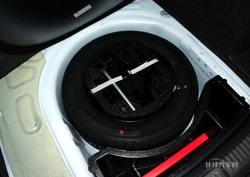 2013款 1.6L 手動(dòng)舒適型
