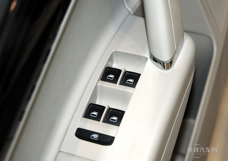 2013款 1.6L 手動舒適型