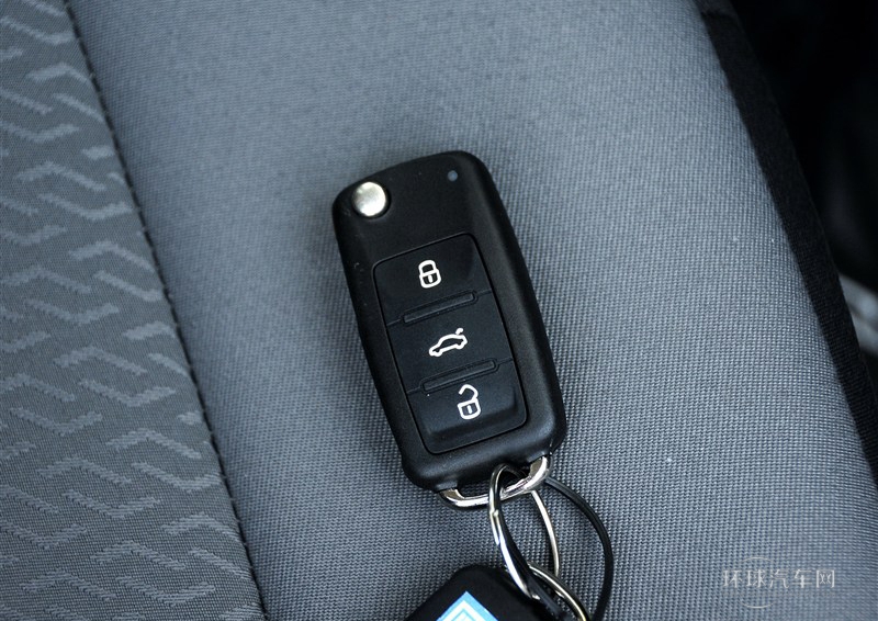 2013款 1.6L 自動風(fēng)尚型