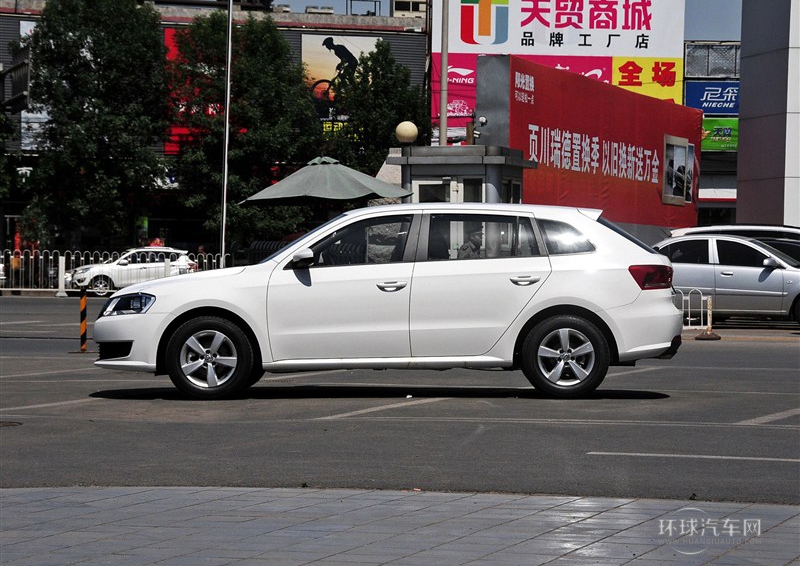 2013款 1.6L 自動風(fēng)尚型