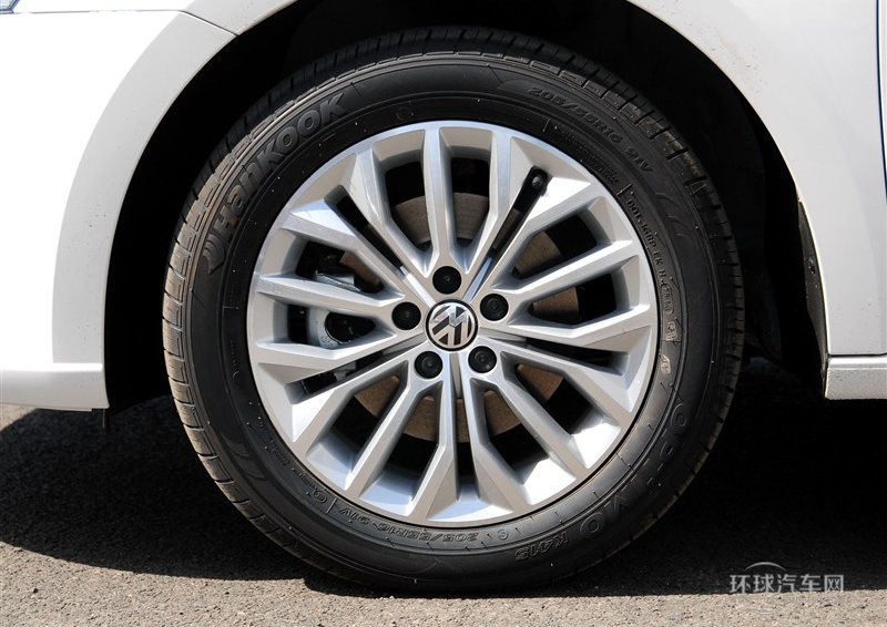 2013款 1.6L 自動(dòng)豪華型