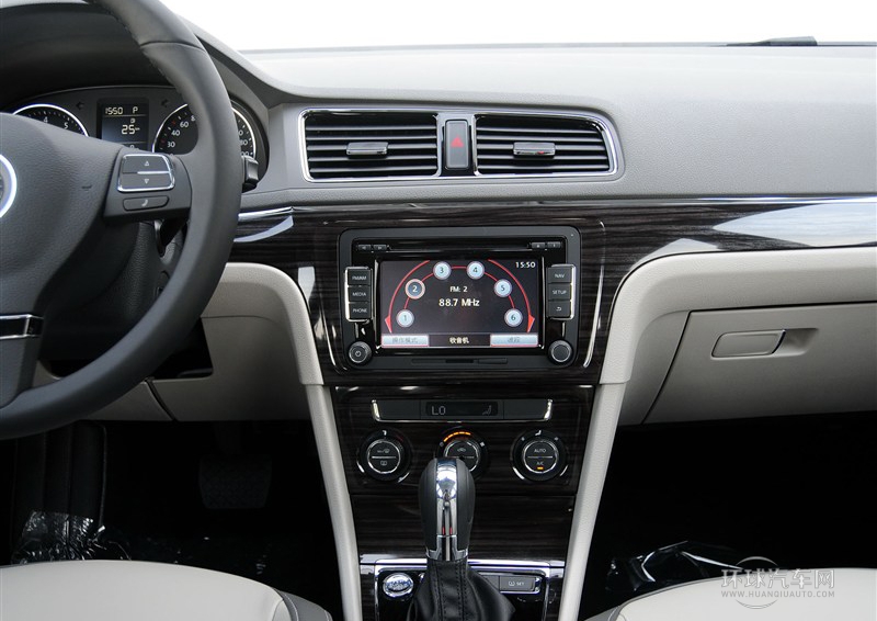 2013款 1.6L 自動豪華型