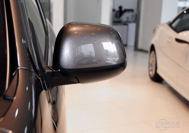2013款 2.0L 兩驅(qū)豪華型