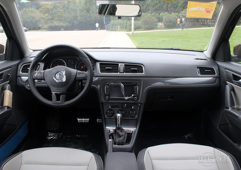 2014款 1.6L 自動(dòng)型