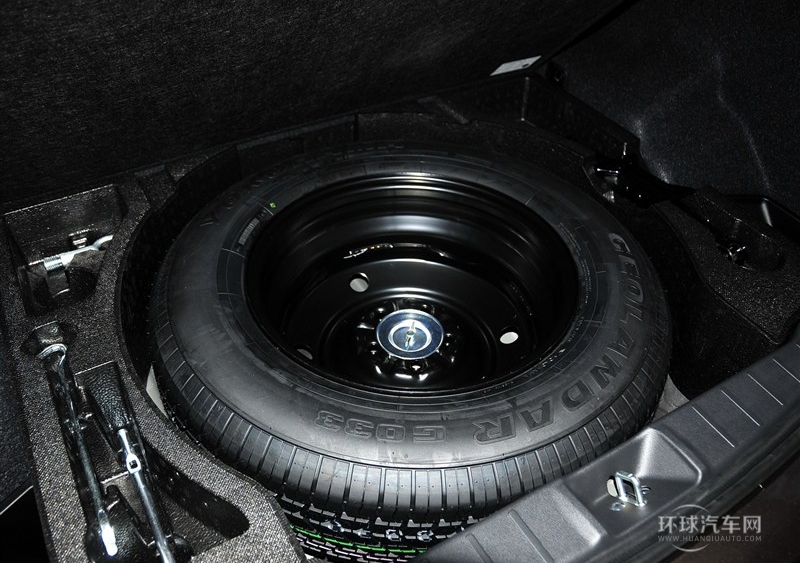 2013款 2.0L 四驅(qū)時尚型