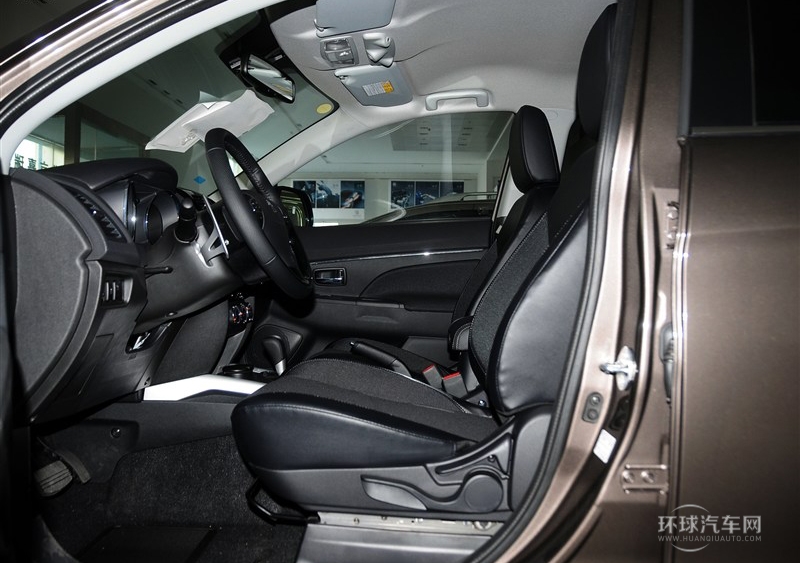 2013款 2.0L 四驅(qū)時(shí)尚型